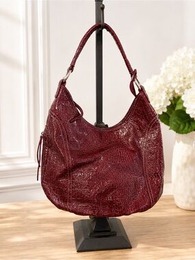 Alfred Dunner Red Croc Embossed Hobo Shoulder Bag